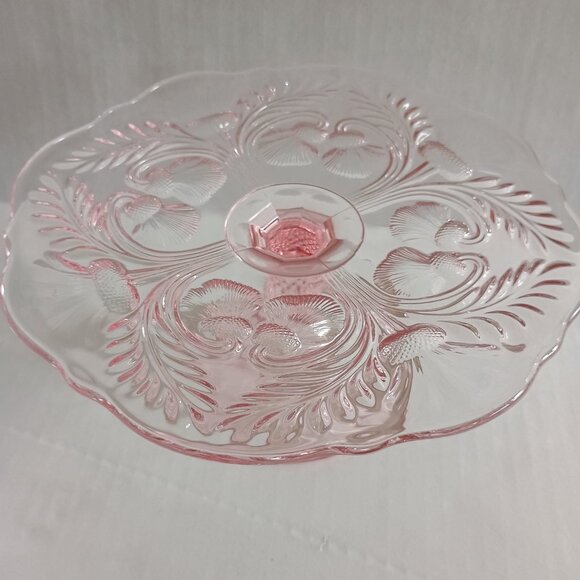 Pink Cake Dish - Picture 2 of 10